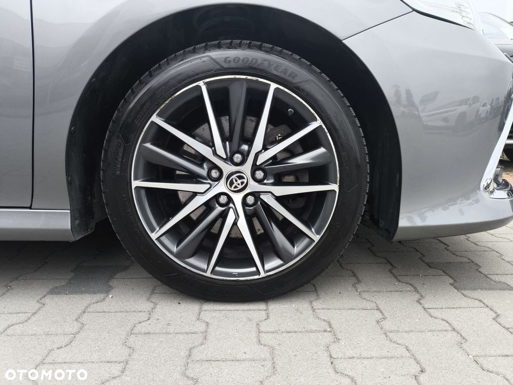 Toyota Camry 2.5 Hybrid Executive CVT - 9