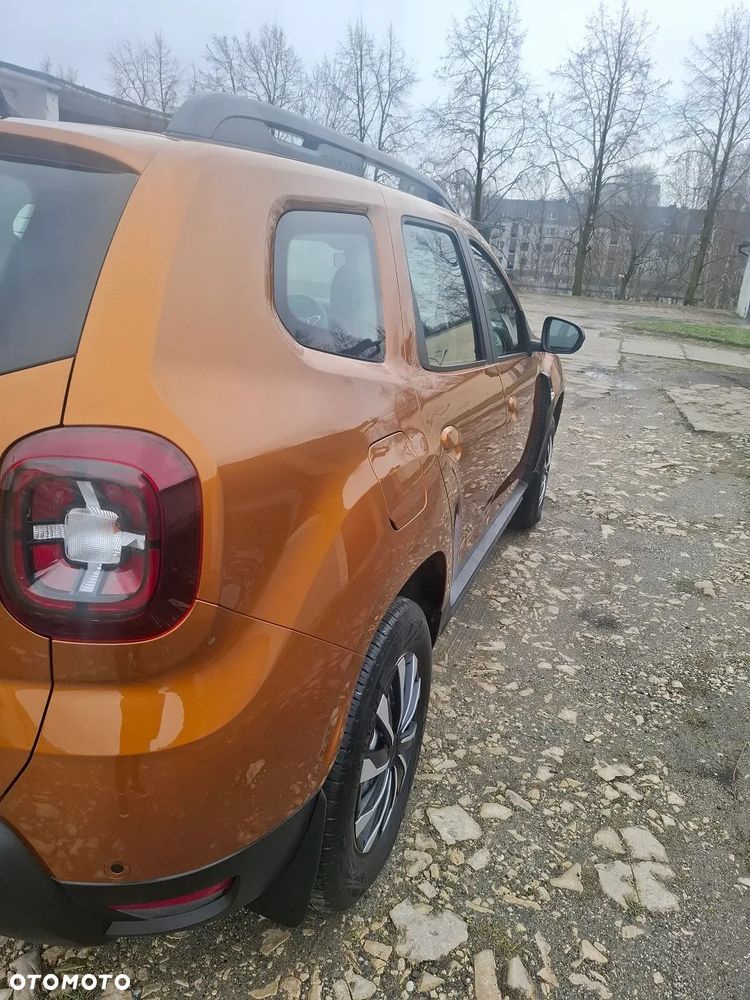 Dacia Duster 1.6 SCe S&S - 23