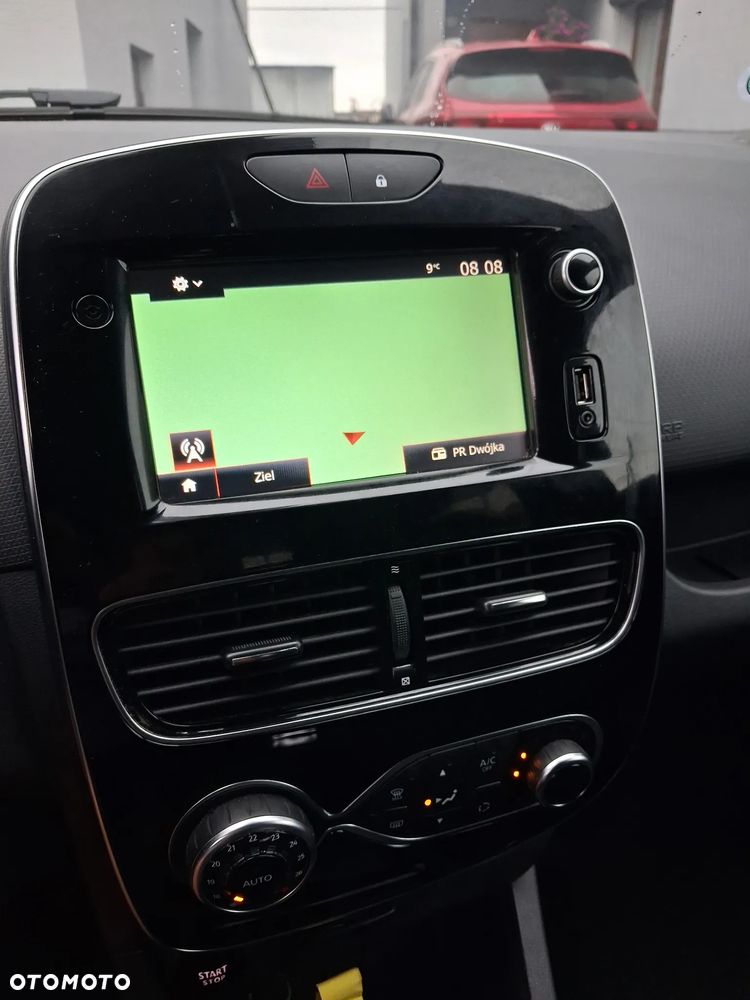 Renault Clio - 14