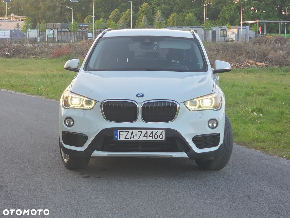 BMW X1 xDrive20d - 24