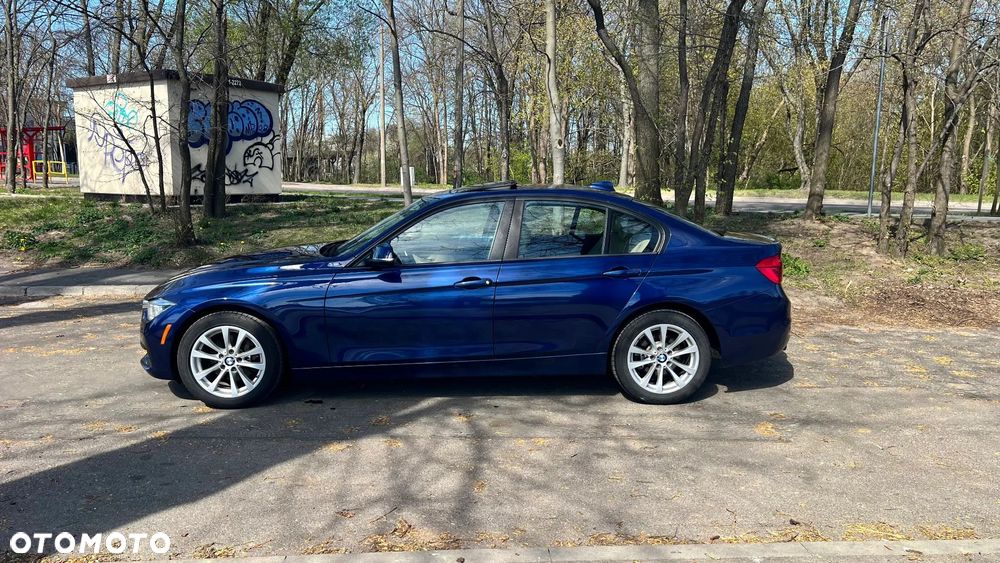 BMW Seria 3 320i Edition Luxury Line Purity - 4