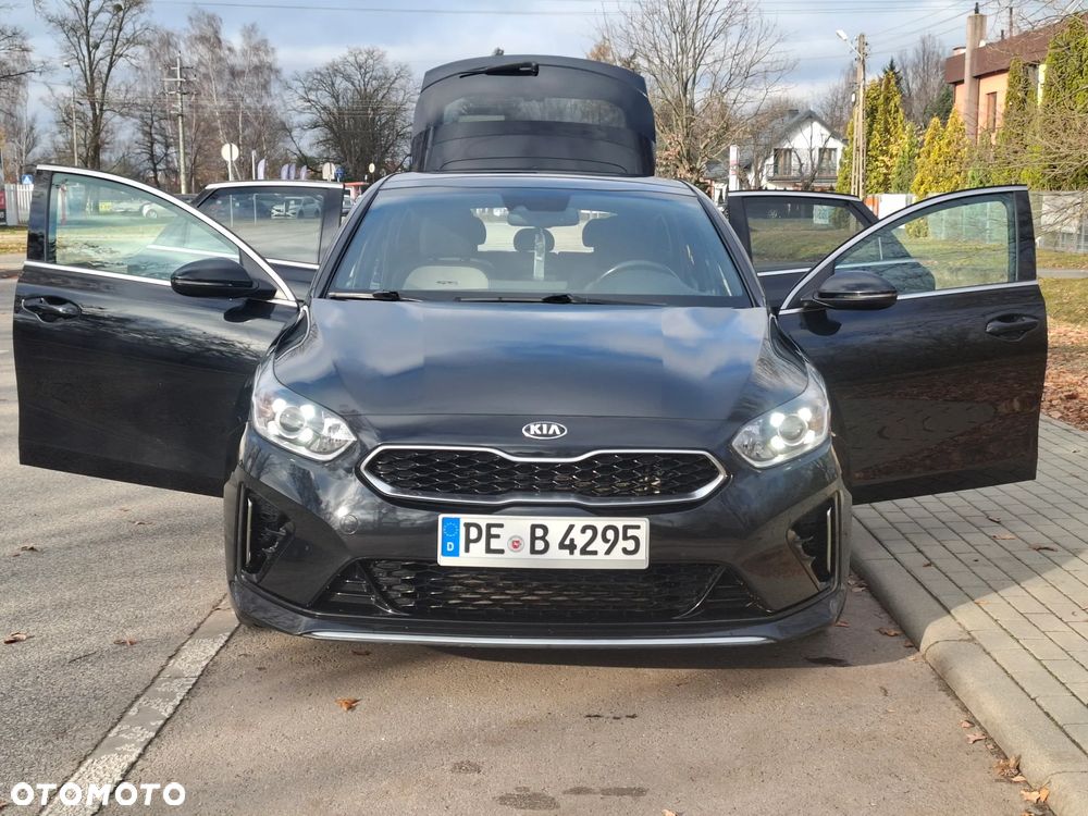 Kia ProCeed 1.5 T-GDI DCT7 OPF GT LINE - 33
