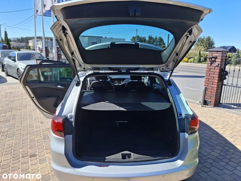 Opel Astra 1.6 D Start/Stop Business - 9