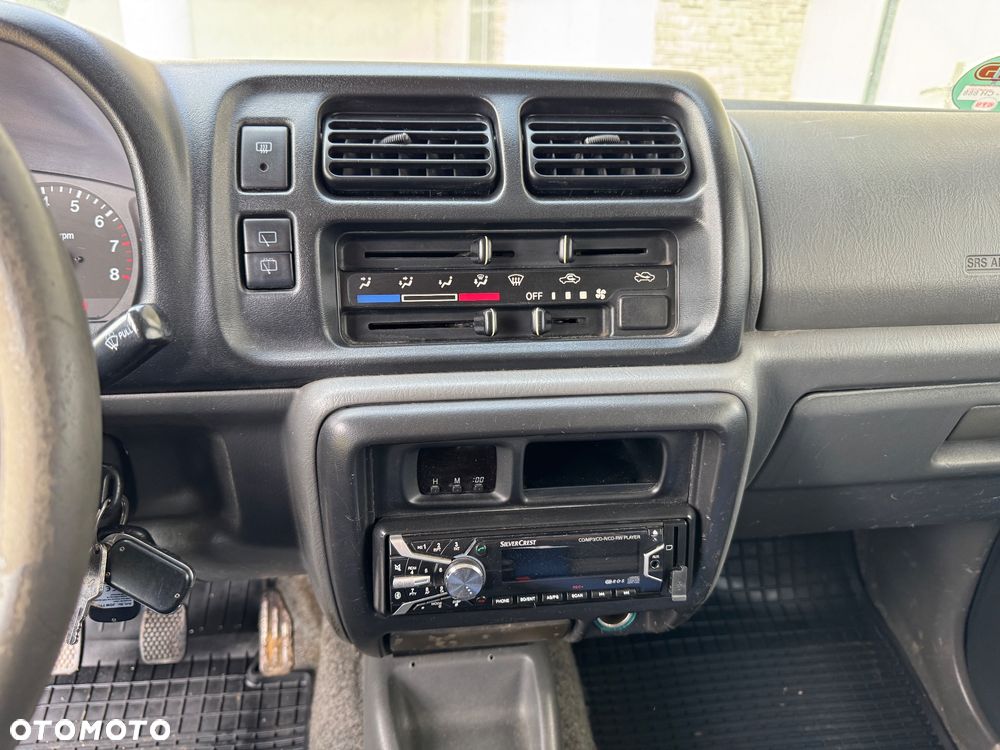 Suzuki Jimny 1.3 JLX - 13
