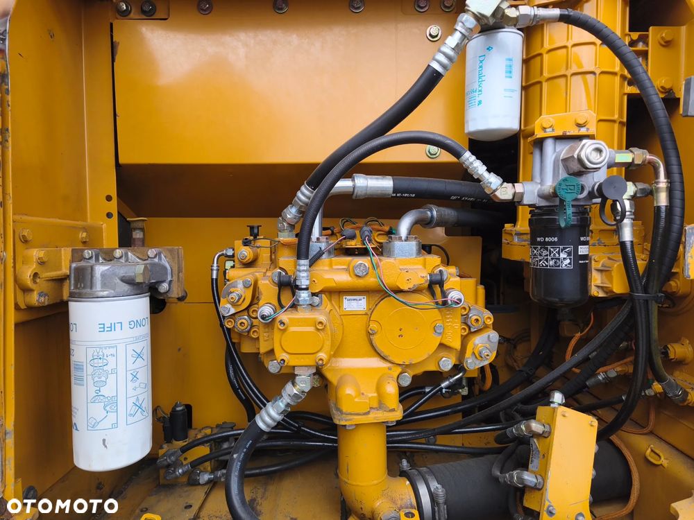 Caterpillar 320DL - 13