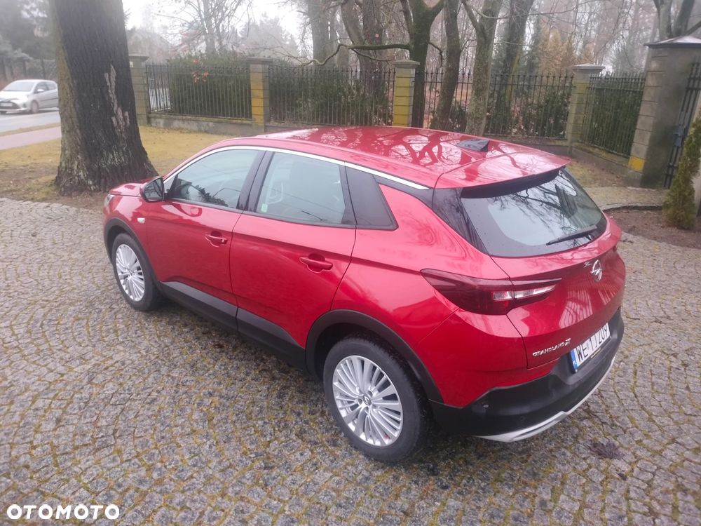 Opel Grandland X 1.2 T GPF Design&Tech S&S - 18