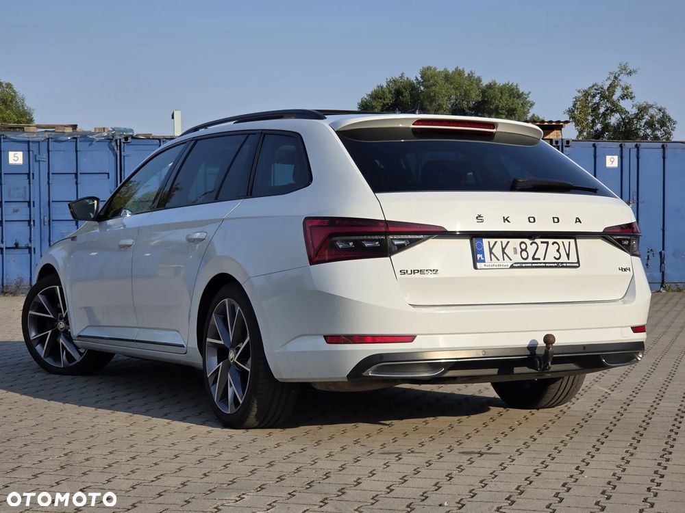 Skoda Superb 2.0 TDI SCR 4x4 Sportline DSG - 6