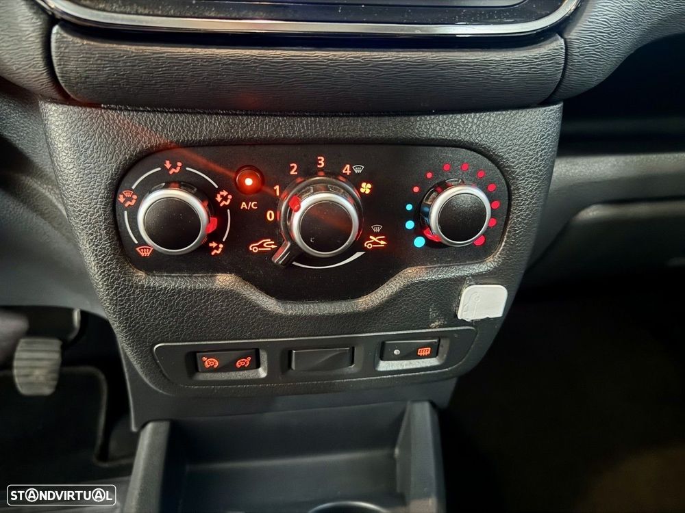 Dacia Lodgy 1.5 Blue dCi Stepway 7L - 16