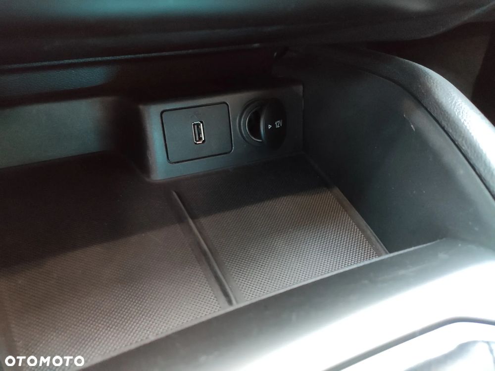 Ford Focus 1.0 EcoBoost Trend Edition - 29
