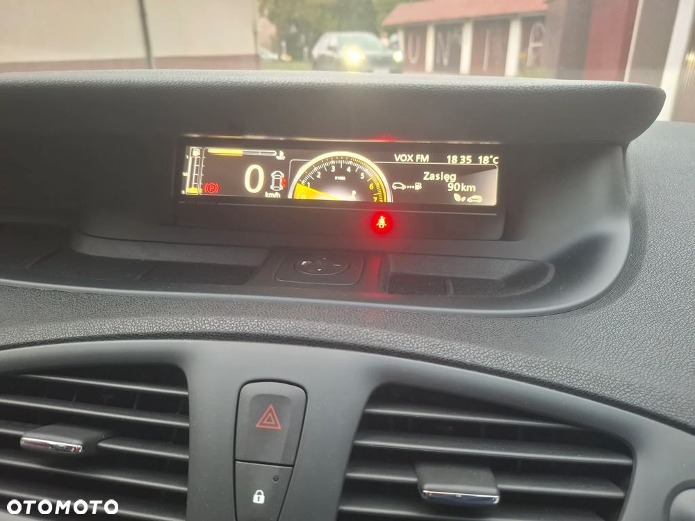 Renault Scenic ENERGY TCe 115 Bose Edition - 13