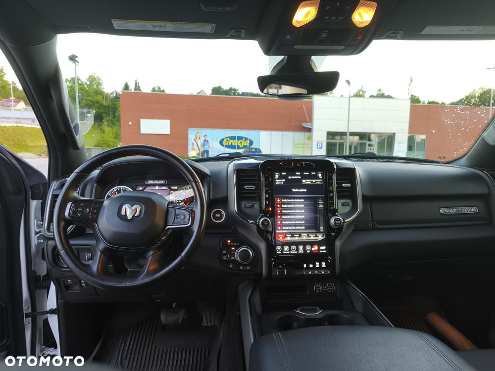 RAM 1500 5.7 Crew Cab Bighorn - 15