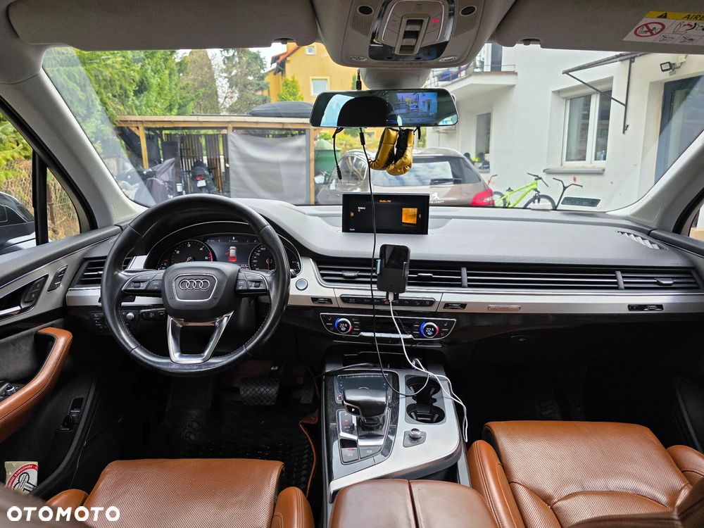 Audi Q7 - 19