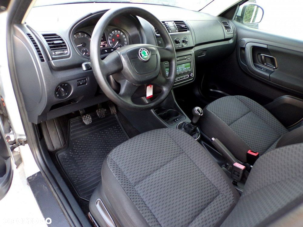 Skoda Fabia - 25