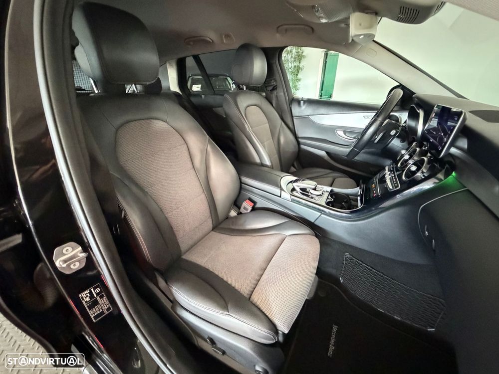Mercedes-Benz C 300 d Avantgarde - 33