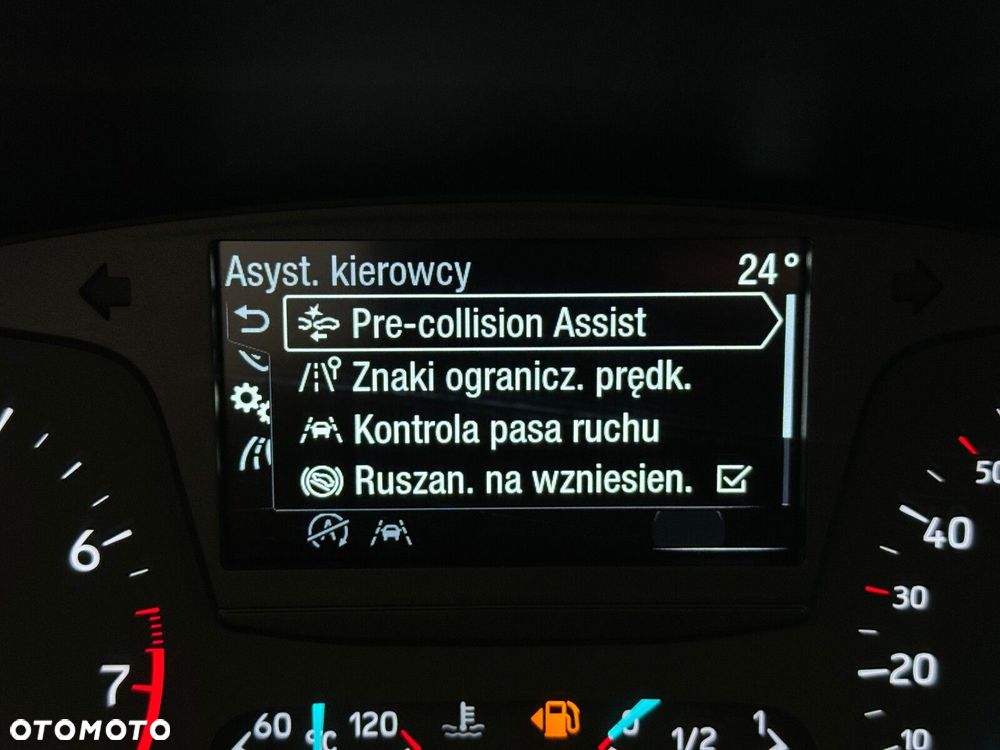 Ford Focus 1.0 EcoBoost Trend - 31