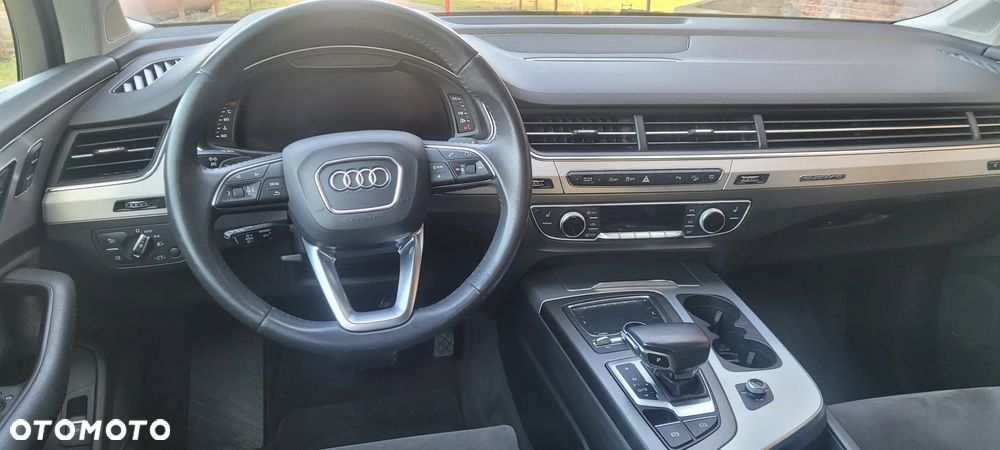 Audi Q7 50 TDI Quattro Tiptronic - 16