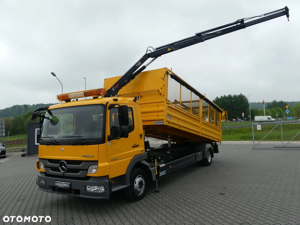 Mercedes-Benz ATEGO 1222 / WYWROTKA 3-STRONNA + HDS SKŁADANY W Z / - 2