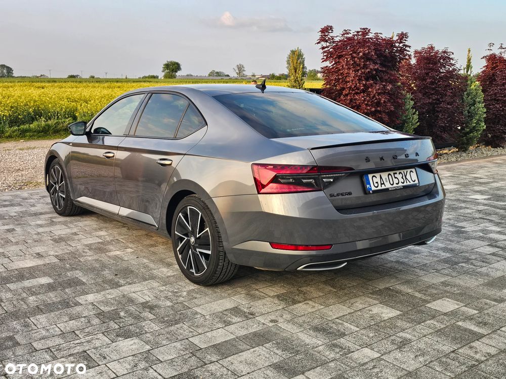 Skoda Superb 2.0 TSI Sportline DSG - 8