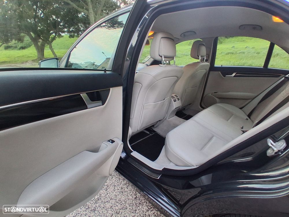 Mercedes-Benz C 180 CDI Elegance BlueEfficiency - 23