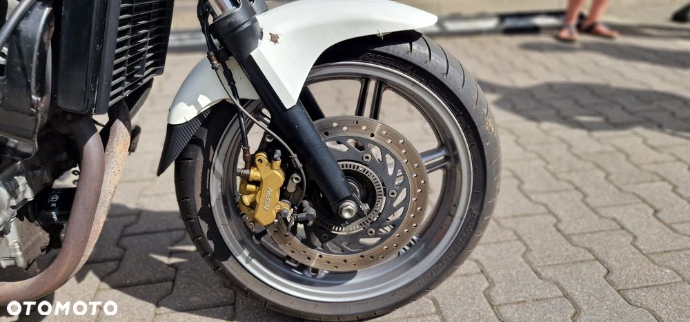 Honda CBF - 24