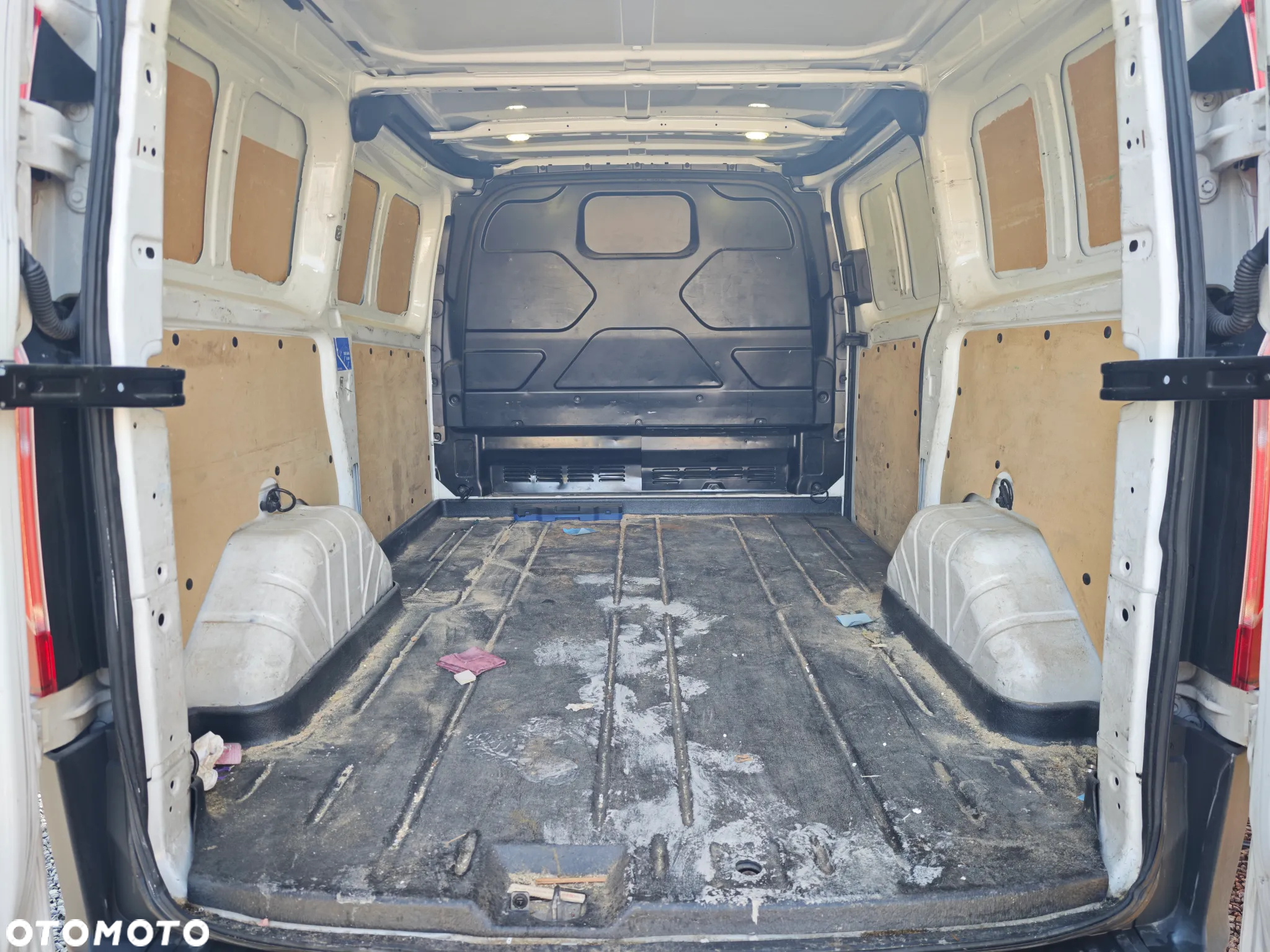 Ford Transit Custom - 17