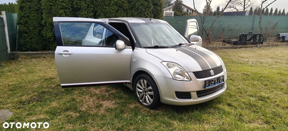 Suzuki Swift 1.3 Sunlight Edition - 21