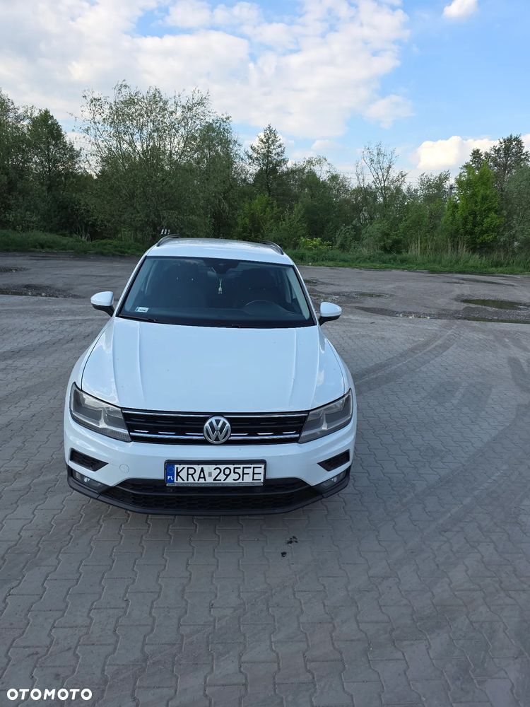 Volkswagen Tiguan - 2