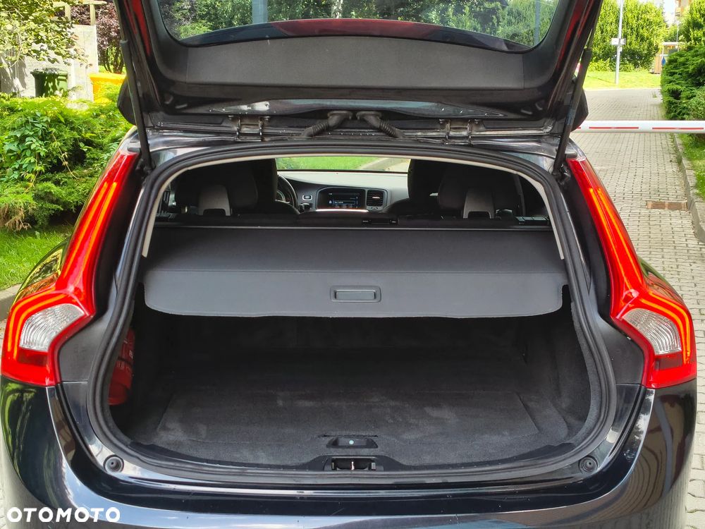 Volvo V60 - 13