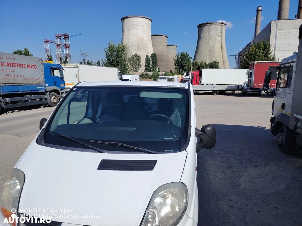 Renault trafic - 10
