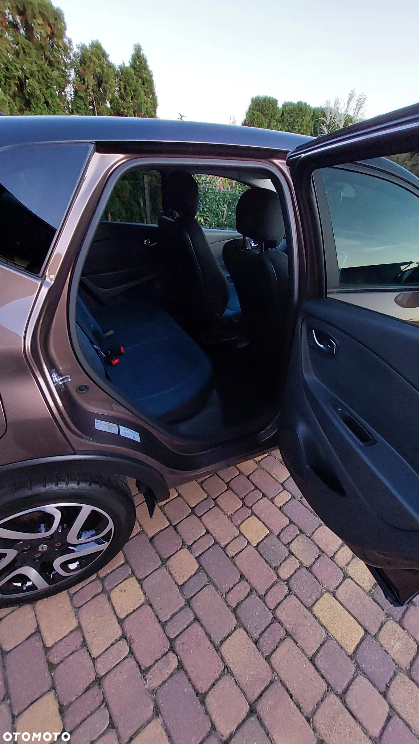Renault Captur 1.2 Energy TCe Intens EDC EU6 - 14