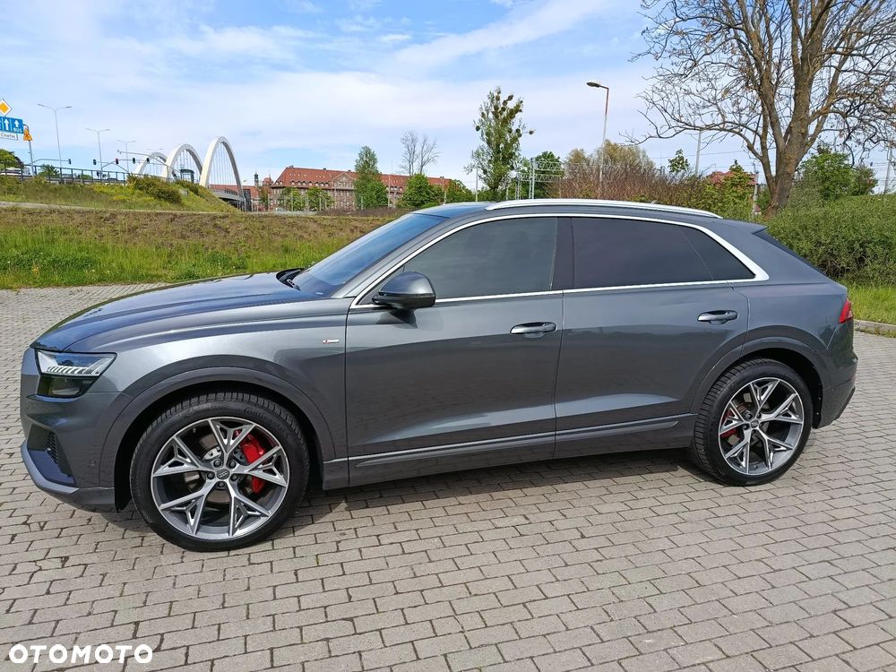 Audi Q8 - 2