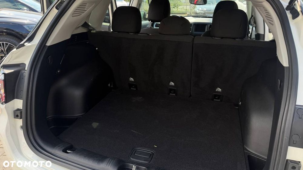 Jeep Compass - 16