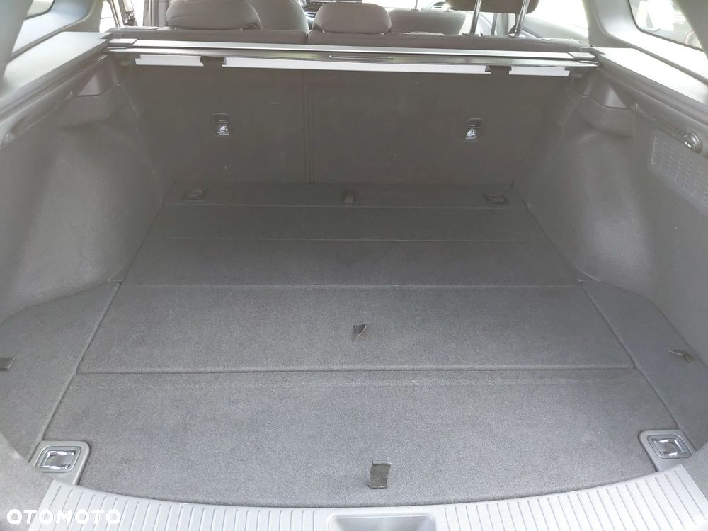 Hyundai i30 1.5 T-GDI 48V Smart - 17