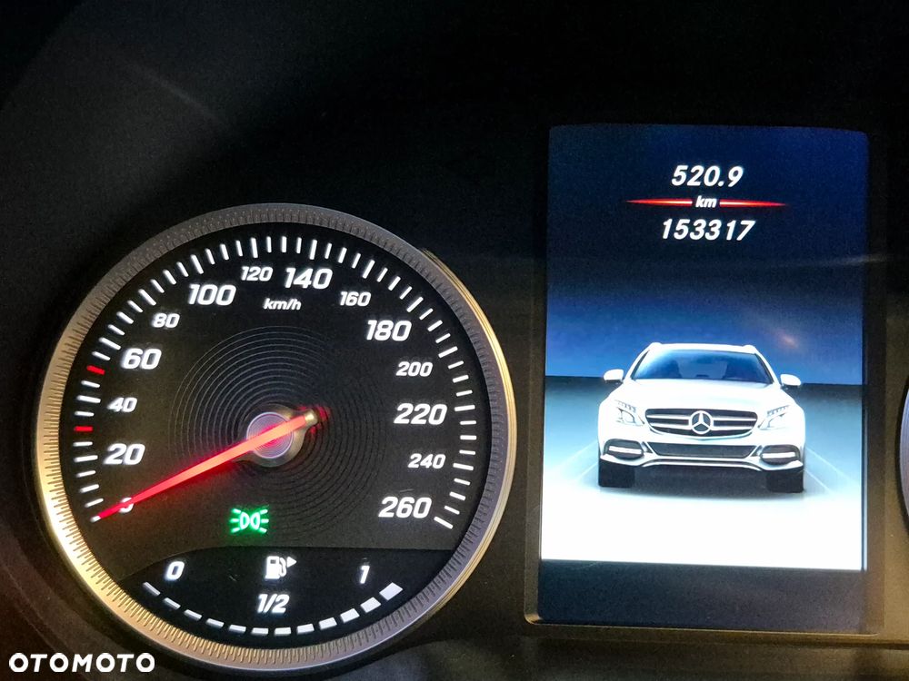 Mercedes-Benz Klasa C 180 9G-TRONIC - 12