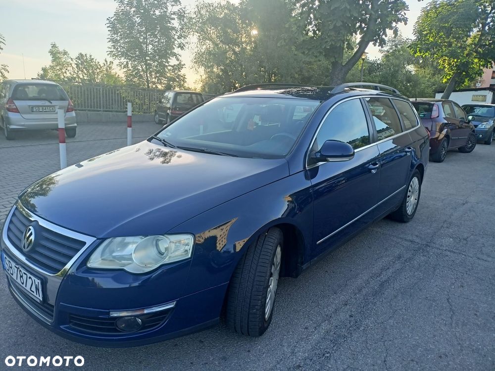 Volkswagen Passat - 12