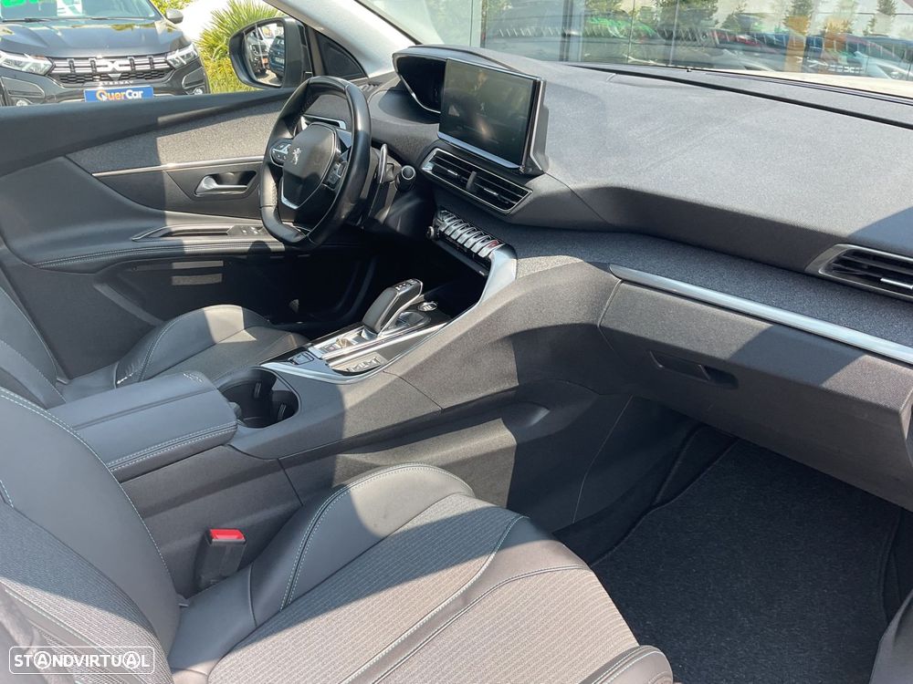 Peugeot 3008 1.6 Hybrid4 Allure e-EAT8 - 36