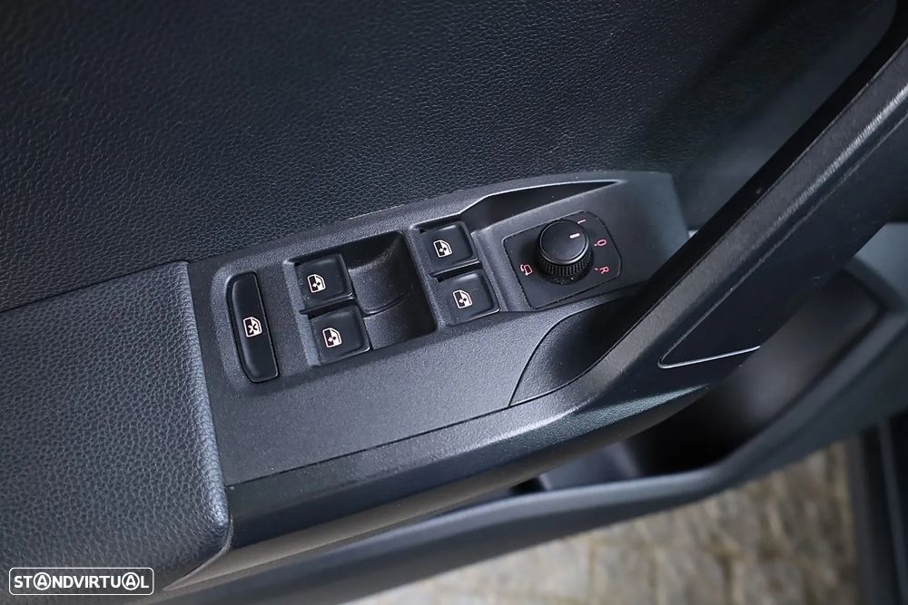 SEAT Arona 1.0 TSI Style - 36