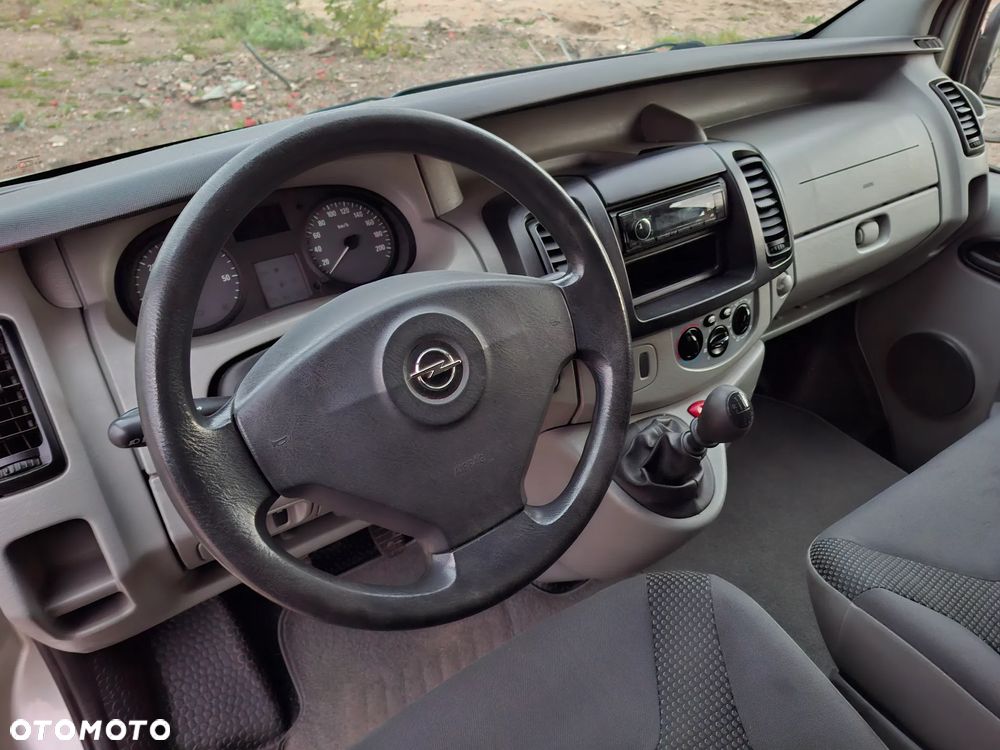 Opel Vivaro - 9