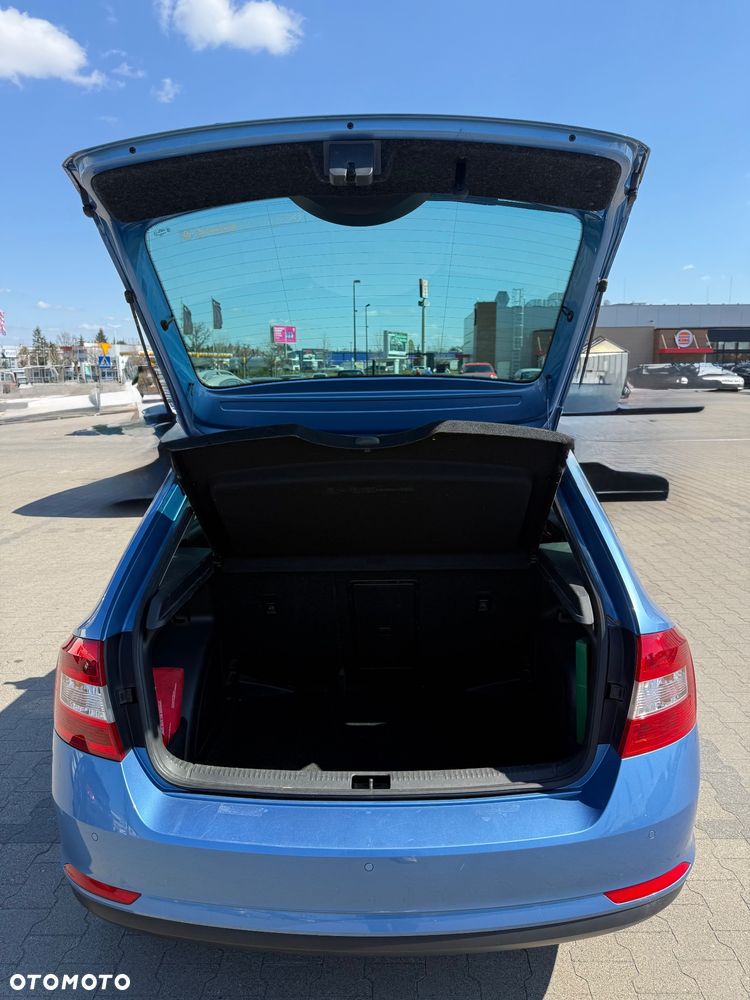 Skoda RAPID 1.2 TSI Ambition - 7