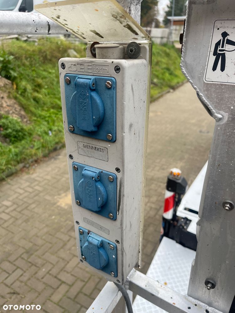 Nissan Podnośnik Koszowy 26 metrów PILOT!!! Zwyżka 15 w Bok Wumag Palfinger UDT jak Ruthmann Multitel Gsr - 8