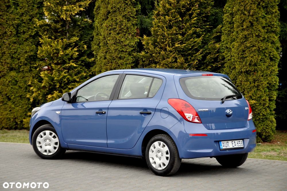 Hyundai i20 - 13