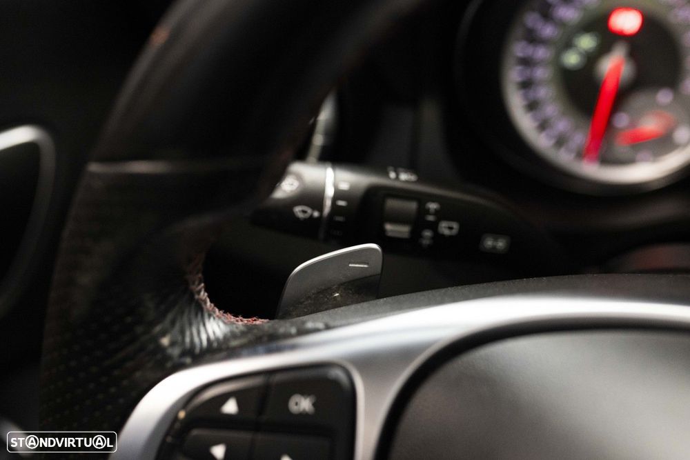 Mercedes-Benz CLA 200 d Shooting Brake AMG Line Aut. - 32