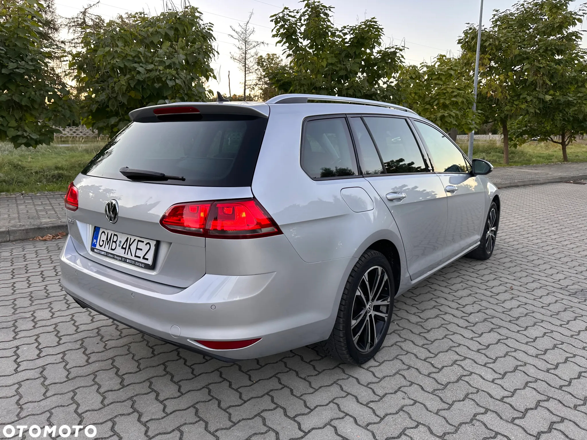 Volkswagen Golf Variant 2.0 TDI BlueMotion Technology DSG Allstar - 31