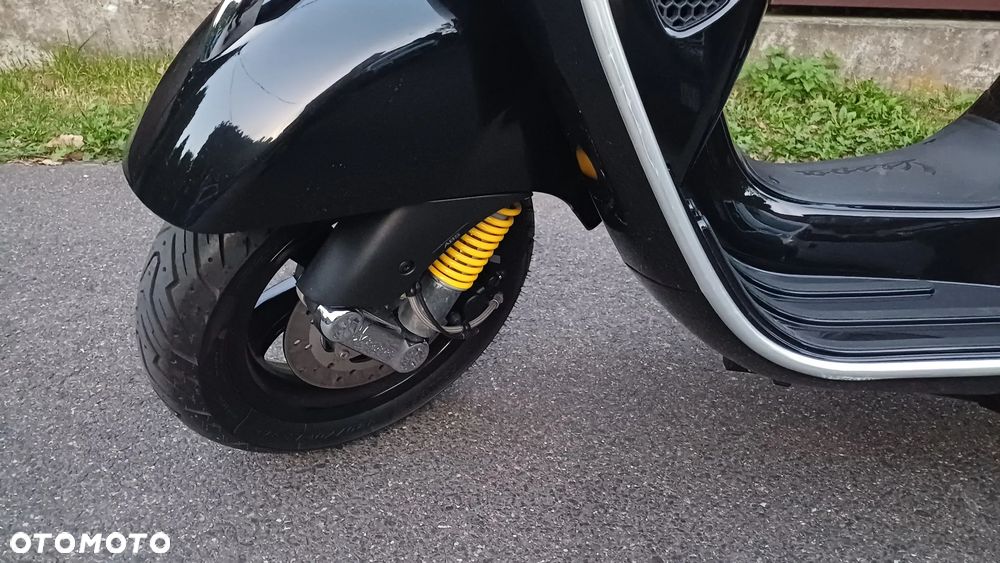 Vespa GTS - 10