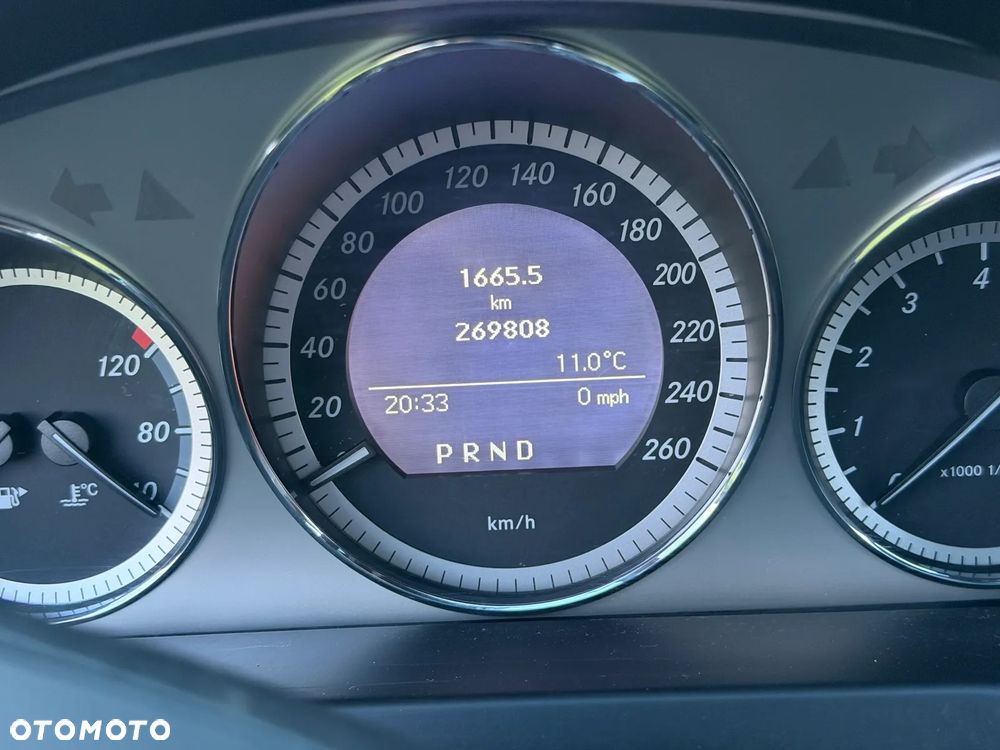 Mercedes-Benz Klasa C 180 Kompressor Automatik BlueEFFICIENCY Avantgarde - 15