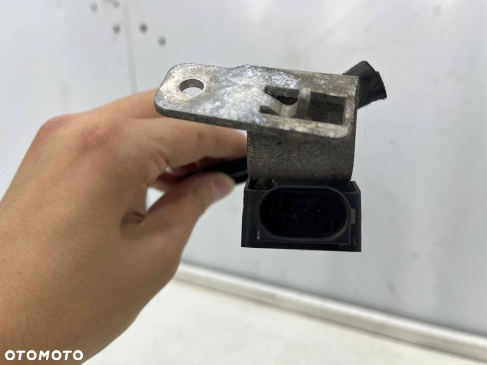 Czujnik poziomowania świateł BMW F10 F11 10-17r. ksenonów lamp xsenon tylny 6784075 3714678407504 - 3