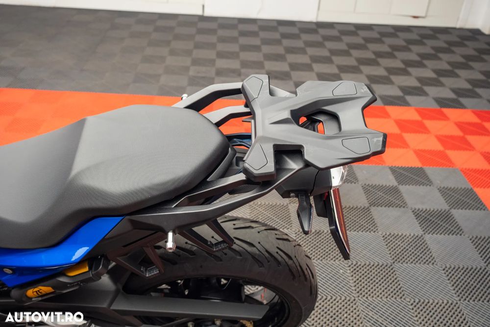 BMW F 900R Force - 40