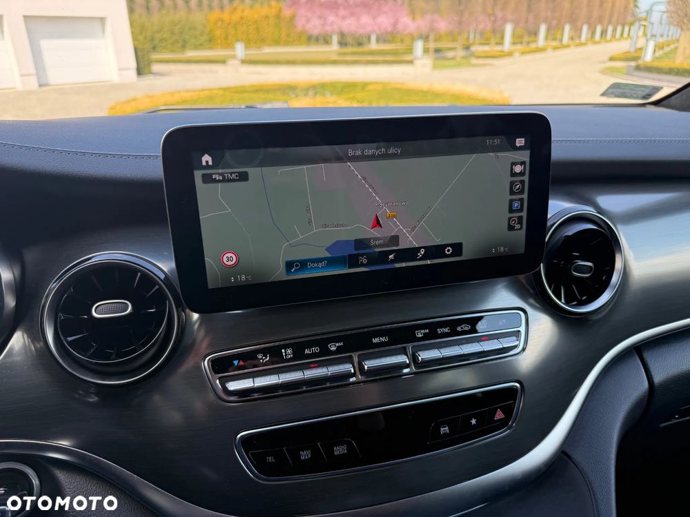 Mercedes-Benz Klasa V 300 d 4-Matic Exclusive 9G-Tronic (d³ugi) - 14