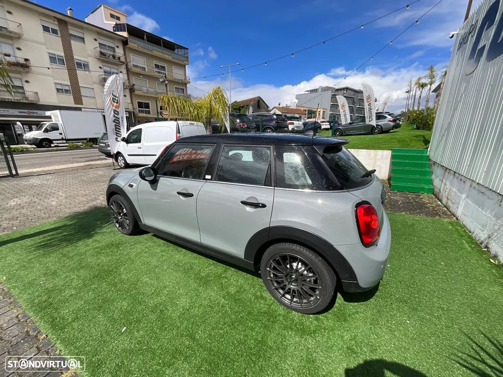 MINI 5 Portas Cooper D Aut. - 6