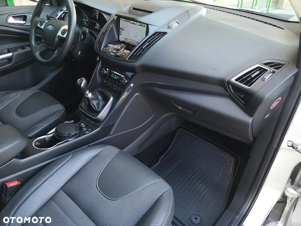 Ford Kuga 2.0 TDCi 4WD Titanium - 20